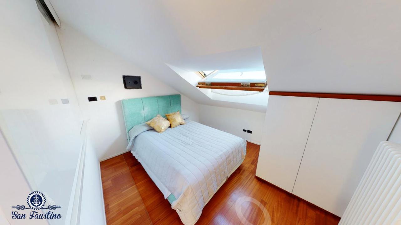 Welcome Riviera - Attico San Faustino 165 Mq Piu 110 Mq Di Terrazza- In Villa 700 ,Vista Mare Strepitosa-100 M Dalla Spiaggia-Parking Esclusivo Rapallo Buitenkant foto