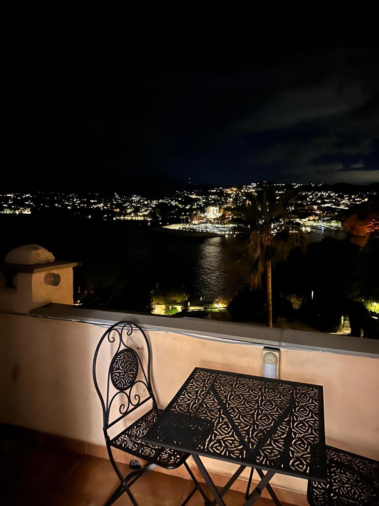 Welcome Riviera - Attico San Faustino 165 Mq Piu 110 Mq Di Terrazza- In Villa 700 ,Vista Mare Strepitosa-100 M Dalla Spiaggia-Parking Esclusivo Rapallo Buitenkant foto